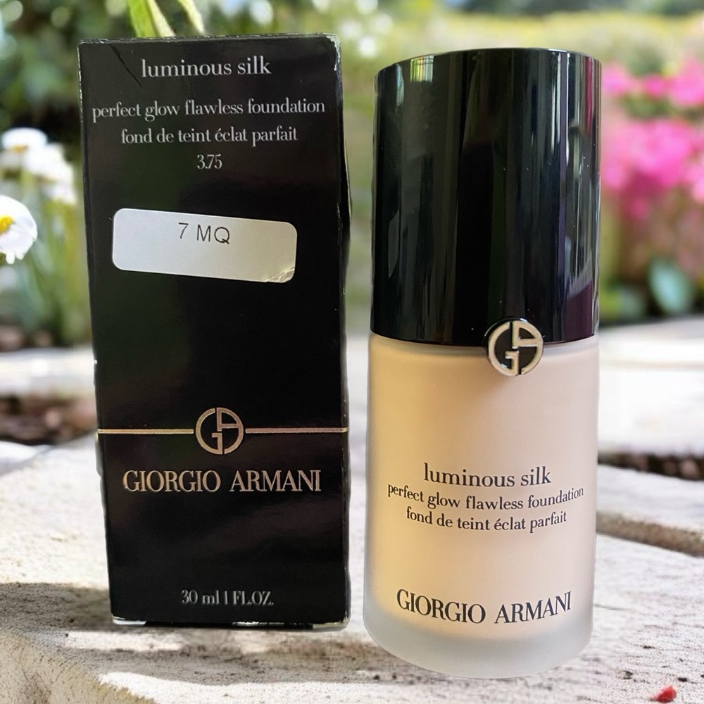 GIORGIO ARMANI luminous silk foundation shade 375 30ml